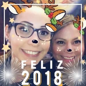 Meet your Posher, Mía